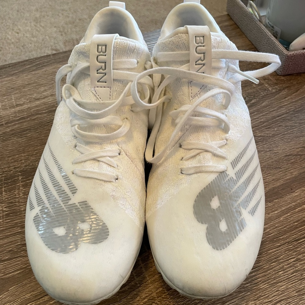 Womens new balance burnx2 low cut lacrosse cleat